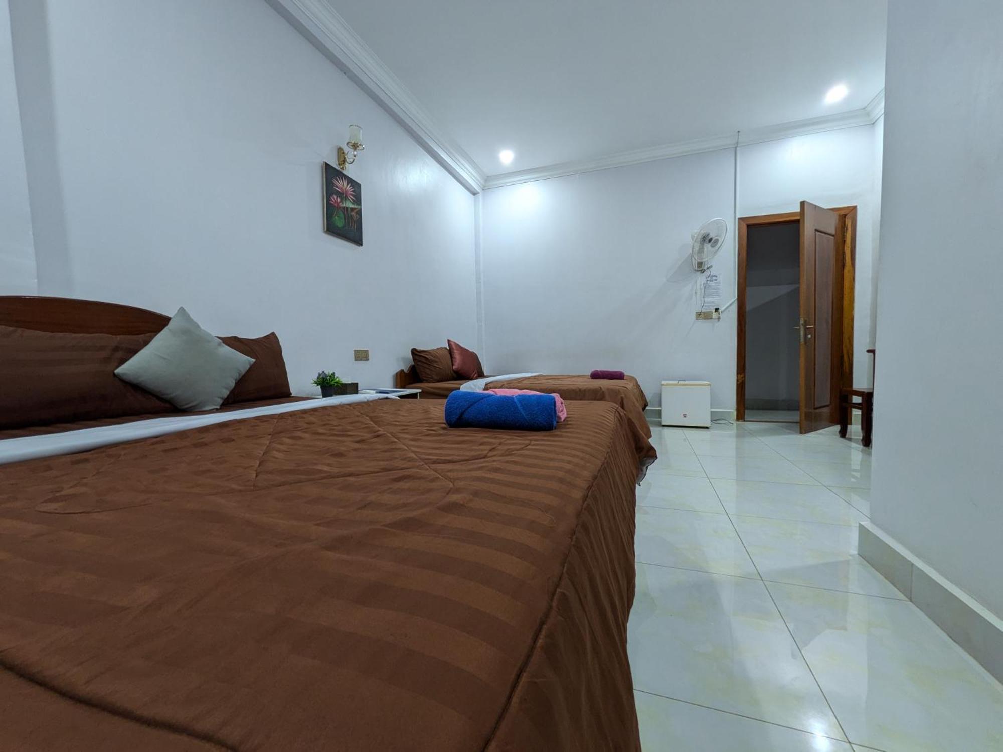 Hotel Orchid 101 à Kampot Extérieur photo